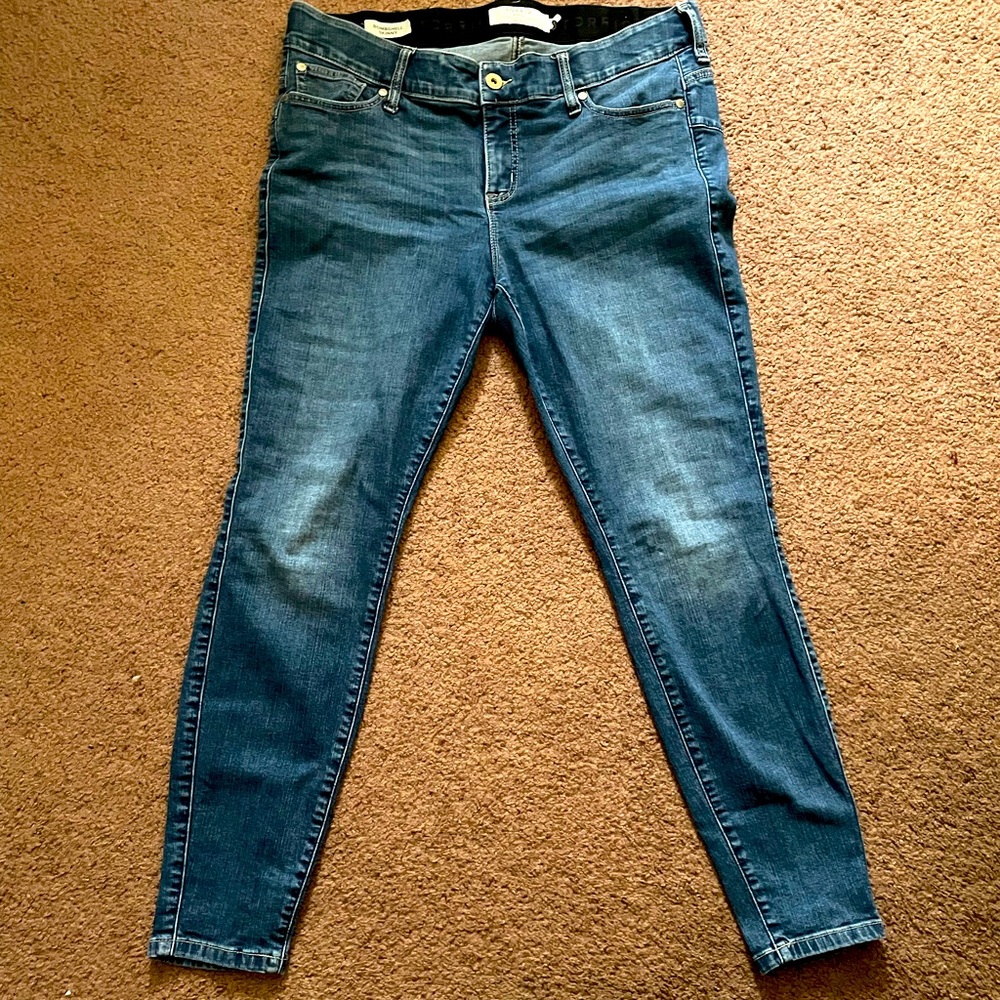 Torrid bombshell skinny jeans